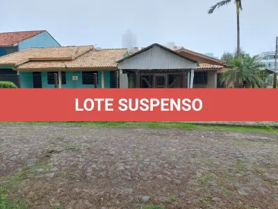 LOTE 237 - 01(UM) IMÓVEL EM ALVENÁRIA E SEU RESPECTIVO TERRENO EM TRAMANDAI
