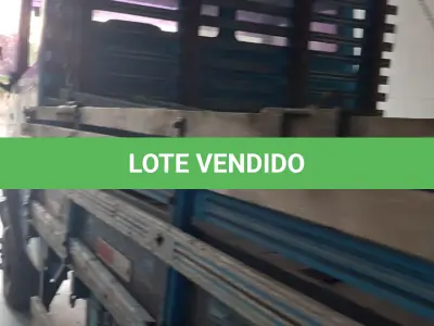 LOTE 437 - CAMINHÃO MERCEDES BENZ 709, ANO 1988 MODELO 1989