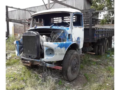 LOTE 046 - 01 (um)caminhão Mercedes Benz