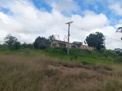LOTE 508 - UMA FRAÇÃO DE TERRAS COM AREA DE 5.000 m² e respectivo Prédio construído dentro desta área, correspondente a Planta Industrial
