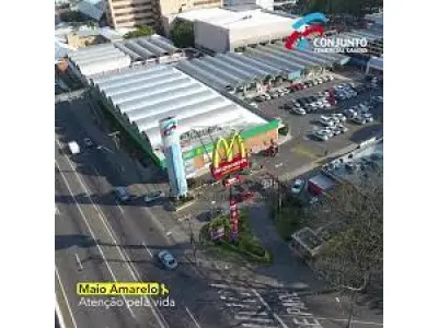 LOTE 250 - Lote 02: Loja n°207 do Conjunto Comercial de Canoas, que tem o número 481 da sua entrada principal pela rua XV De Janeiro e n°5600 na sua entrada principal pela Avenida Getúlio Vargas, BR116