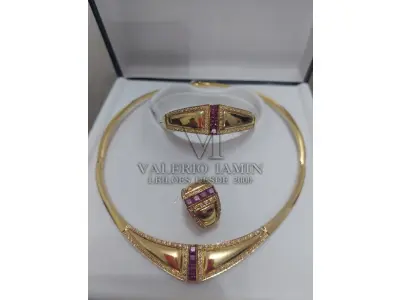 LOTE 622 - 01(uma) Gargantilha de 18K e Brilhante Rubi, 01(uma) Pulseira de 18K e Brilhante Rubi  e 01(um) Anel de 18K e Brilhante Rubi