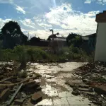 LOTE 099 - Um Prédio de Construção Mista