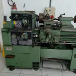 LOTE 034 - 01 (um) torno mecânico 