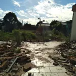LOTE 099 - Um Prédio de Construção Mista