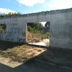 LOTE 099 - Um Prédio de Construção Mista